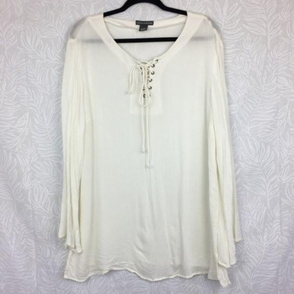CHELSEA & THEODORE Rayon Lace Up Flowy Blouse K10